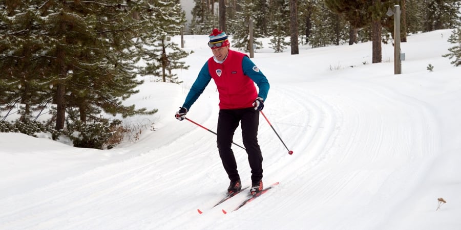 Meilleurs Skis de Fond 2025 : Guide Complet