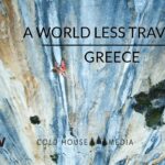 Découverte d’une petite île en Grèce avec Charlotte Durif et Josh Larson