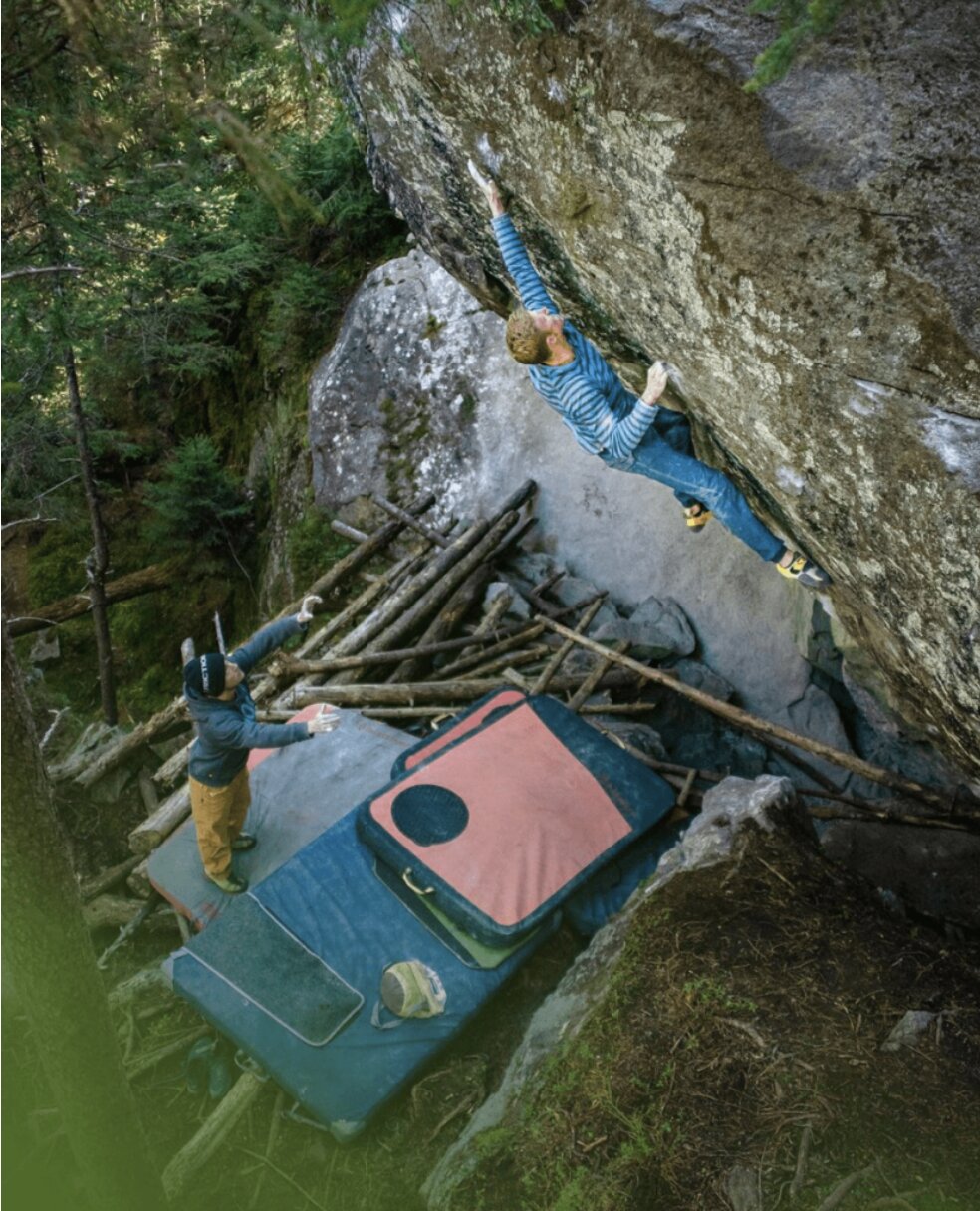 Nouvelle FA en 8C bloc pour Jakob Schubert à Magic Wood !