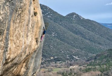 Sébastien Berthe réalise son premier 9a+ en répétant Super Crackinette