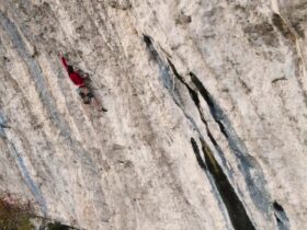 Video – Hugo Parmentier répète « Pornographie » 9a à Céüse !