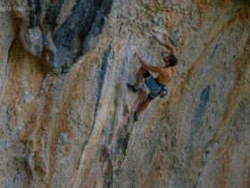 Un deuxième 9b pour Jonatan Flor à 24 ans seulement ! La Planta de Shiva