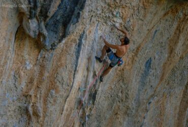 Un deuxième 9b pour Jonatan Flor à 24 ans seulement ! La Planta de Shiva