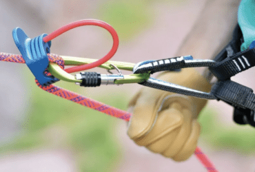 Top 5 des meilleurs appareils d’assurage en escalade en 2024