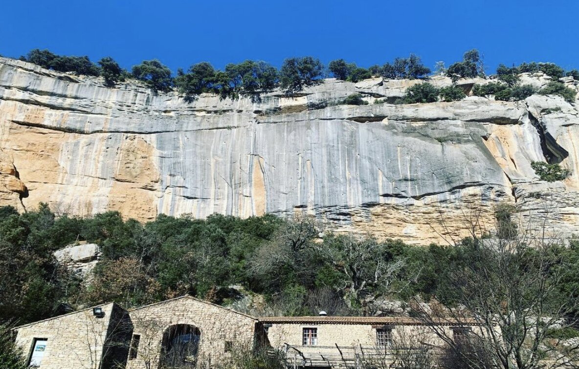 Escalade Buoux – Topo, infos, secteurs, stages et cours, accès