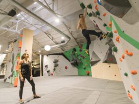 Vertical’Art Paris Pigalle – Infos, tarifs, horaires et accès salle escalade de bloc, 75018 Paris