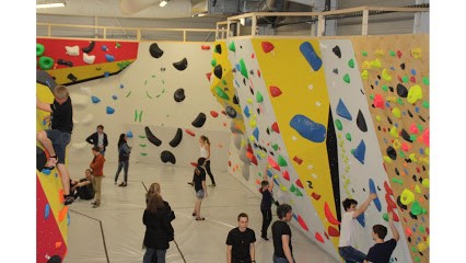Block’Out Metz – Infos, tarifs, avis et accès salle escalade de bloc, 57685 Augny