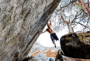 Nicolas Januel libère « Le sens de la fête » 8B+ à Fontainebleau !