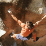 The Big Island assis pour Simon Lorenzi ! Officiellement le premier 9A bloc en France !