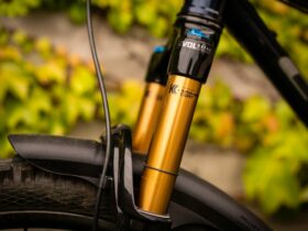Meilleures Fourches VTT 2025 : Guide Complet pour Tous les Pratiquants