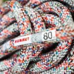 Une corde d’escalade fabriquée à partir de matériaux recyclés ? Mammut innove avec la corde d’escalade Crag We care Classic 9,5 mm !