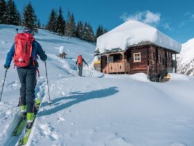 Les 10 meilleures chaussures de ski de randonnée [OFFRE 2025]