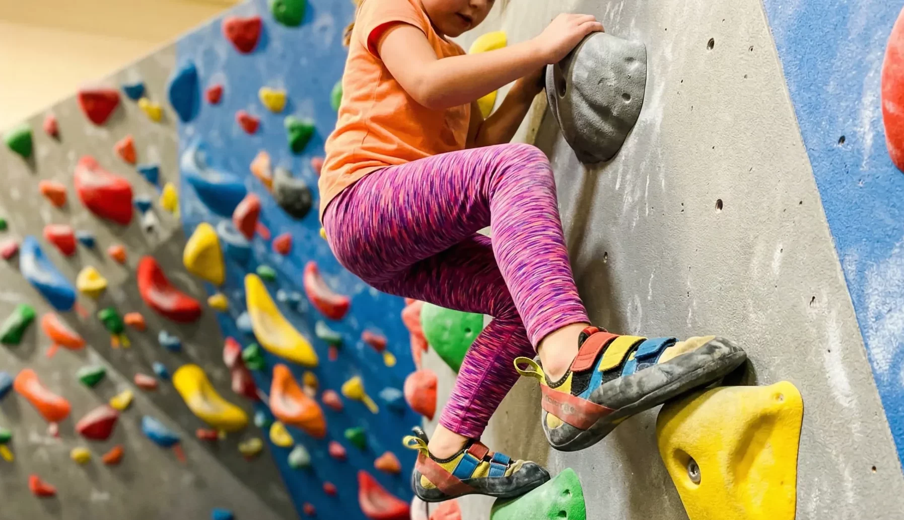 Les 6 meilleurs chaussons d&rsquo;escalade pour les enfants en 2026