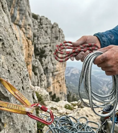 Meilleures Sangles et Cordelettes Escalade 2026 : Comparatif Complet Meilleures Sangles et Cordelettes Escalade 2026 : Comparatif Complet