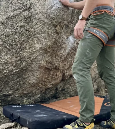 Les 7 meilleurs pantalons d’escalade en 2026 : Guide complet et comparatif Les 7 meilleurs pantalons d’escalade en 2026 : Guide complet et comparatif