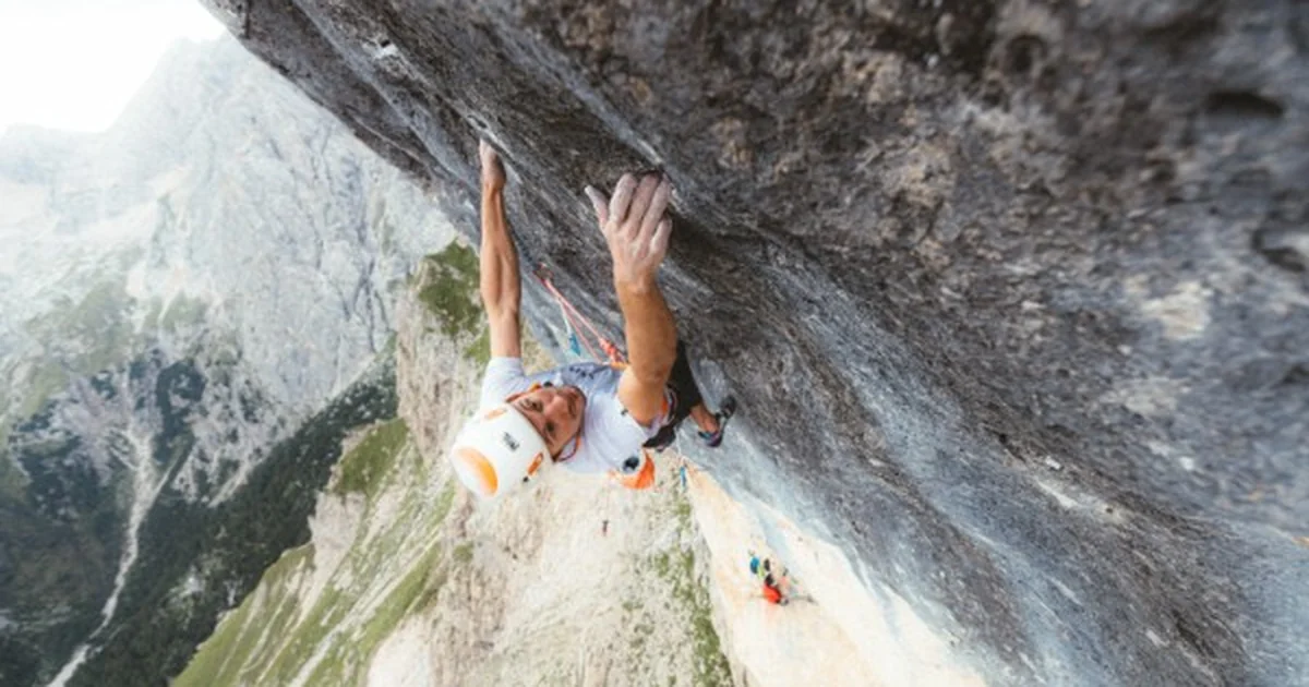 Louna Ladevant libère Ego Land, 8c/+ dans les Dolomites